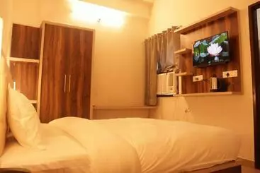 ホテル Paradise Inn