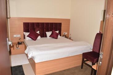 בית מלון כפרי Kailash