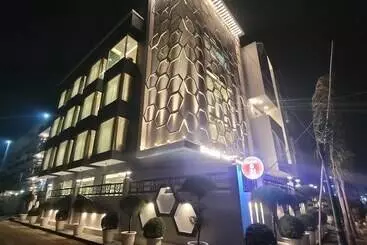 Hotel Rj  Managed By Ahg