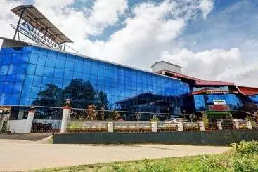 Itsy Hotels Regalia Grand, 500 Mtrs From Madikeri Fort