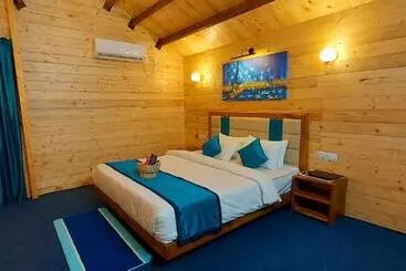 Parisa Beach Resort Tarkarli Bhogwe