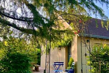 アパートホテル Gsand Le Clos Du May