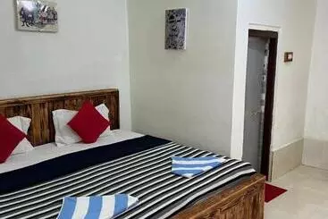 Majatalo Grand Royale Cottage Anjuna