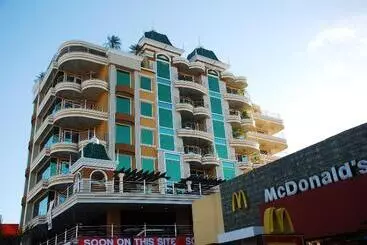 아파트 Fields Plaza Hotel By Abc