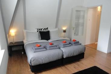 Frankendael Apartments