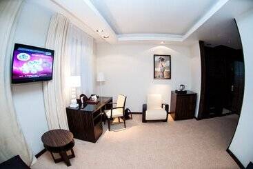 בית מלון כפרי Mergen Bator