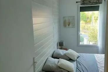 Aamiaismajoitus (B&B) Chambre Récente Chez Particuliers