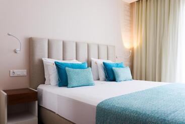 هتل Luna Boutique