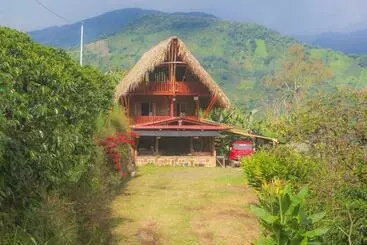 Hospedaje Rural Finca Cafetera La Maloka