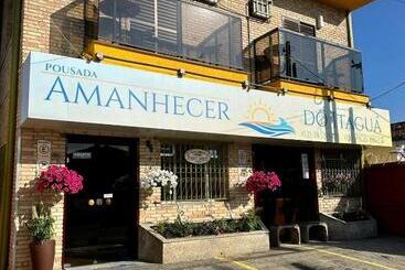 هتل Pousada Amanhecer Do Itaguá