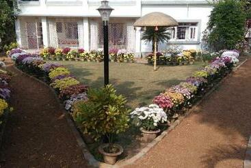 Пансион Nibhriti Guest House