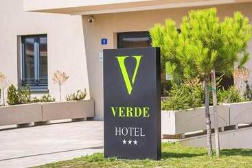 هتل Verde