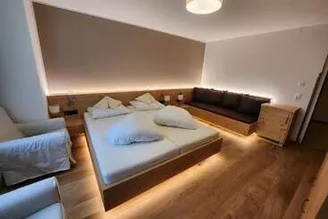 בית מלון כפרי Der Paternwirt