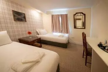 בית מלון כפרי Douglas Arms