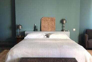 پانسیون Dar Al Manar