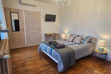 Aamiaismajoitus (B&B) Chambres Et Gîtes Les Deux Chênes Près De Bergerac