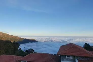 Hotel Tranqville Resorts