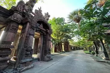 Khgema Nuanjun Pool Villa Gallery Resort