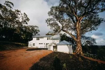 Ampersand Estates