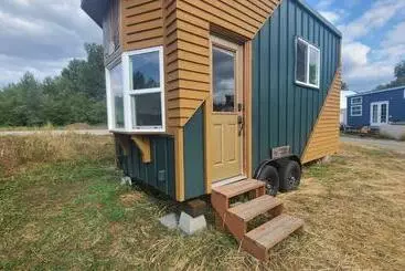 Hostel Emerald Lodge Tiny House On The Farm