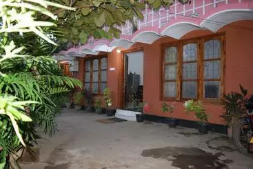 Hostel Nest Inn