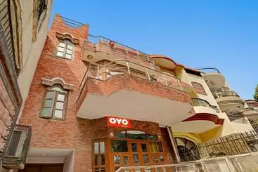 ホテル O Premium Stay Near Dlf Avenue Saket