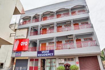 Hotel Flagship Veda Residency
