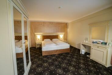 Hotell Grădina Mariajelor