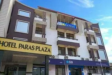 Hotel Paras Plaza