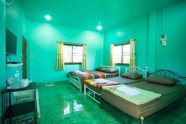 Resort บ้านเขาค้อริมธาร