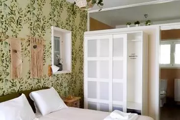 ベッドアンドブレックファースト Smiling Places   Guest House In Labruge