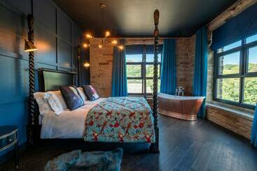 Aparthotel Bowers Mill Apart