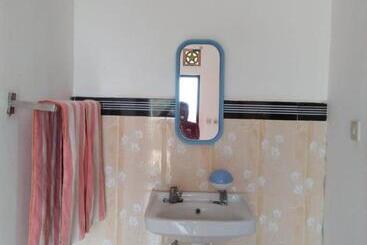 ホテル Oyo 91230 Kelimutu Eco Village