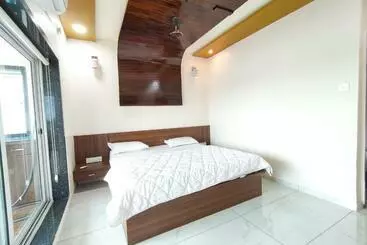 Hotel Sardar Rooms