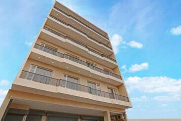 Hotel Treebo Kamron Regency Sector 80