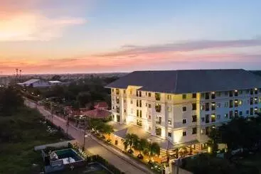 Patra Luxury Hotel Suvarnabhumi