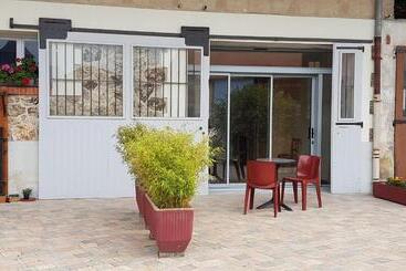 פנסיון L Hébergerie