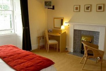 Bed and Breakfast Marchbankwood House