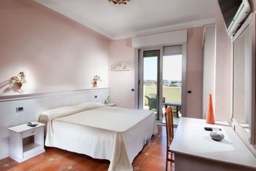 Отель Le Querce