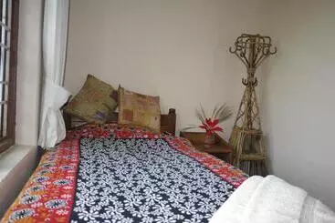 هتل Peace Dragon Lodge