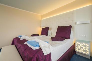 Perla Royal Hotel   All Inclusive