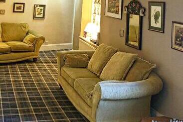 乡村酒店  String Of Horses