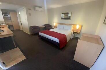 汽车旅馆 Harbour City Motor Inn & Conference