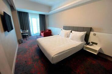 Spark Hotel Residence Konya
