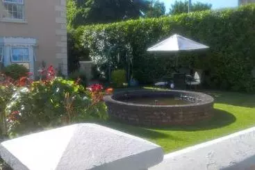 Annalee House B&b