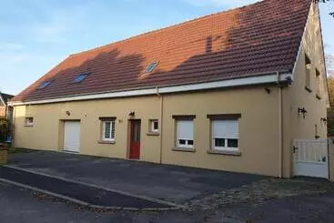 ベッドアンドブレックファースト Au Chardon Bleu