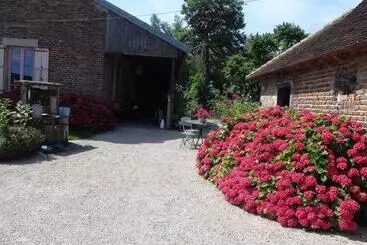 ベッドアンドブレックファースト Chezlesgoyp