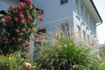 بنسيون Gästehaus Zieserl