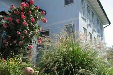 ペンション Gästehaus Zieserl