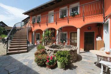 ペンション Penzion U Hájků